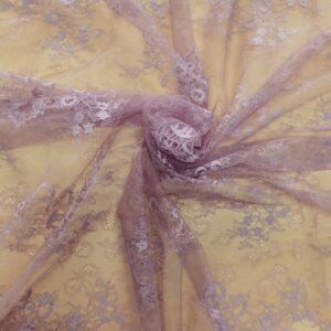 Dantelă Chantilly Plămâniu