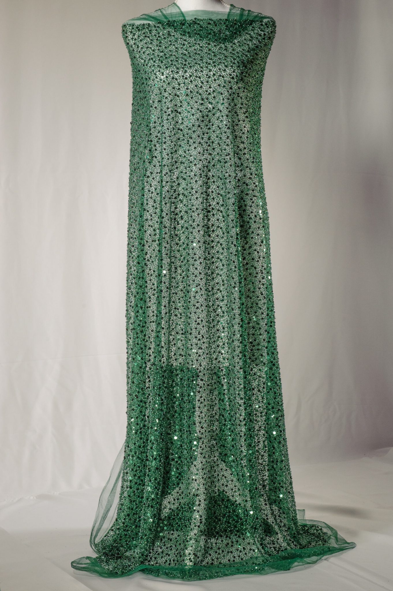 Broderie cu Perle, mărgele și Paiete Verzi - imagine 4