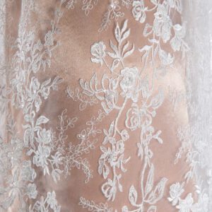 Broderie Alba cu mărgele și Paiete Transparente