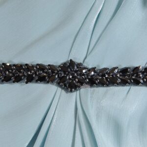 Aplicație Neagră cu floare la mijloc