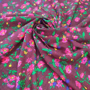 Țesătură pentru port popular vișinie cu flori mici