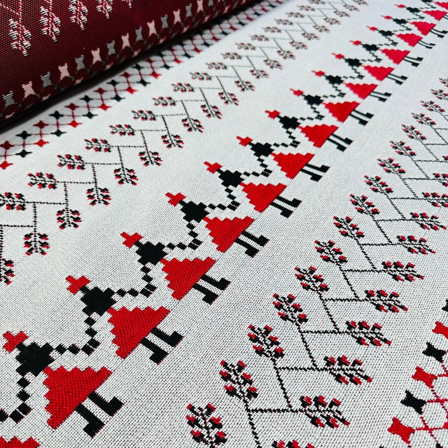 Țesătură pentru tapițerie model tradițional