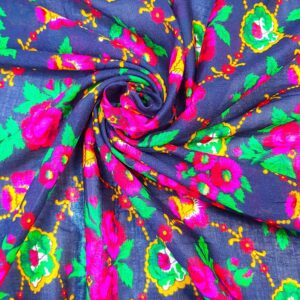 Țesătură pentru port popular neagră cu coroniță