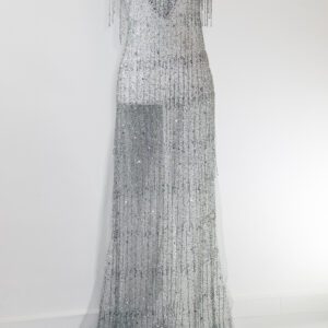 Rochie argintie cu paiete și margelute multicolore, realizata manual