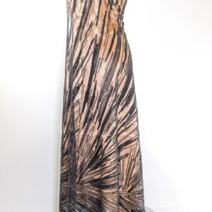 Broderie Neagră cu Mărgele, Perle și Paiete șiruri