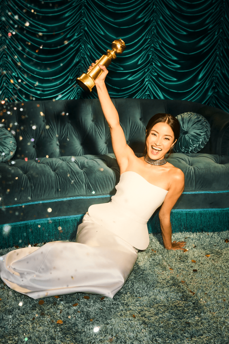 Anna Sawai pe Covorul Roșu pentru ediția anuală nr. 82 Golden Globes 2025