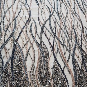 Broderie pe tull bleomarin