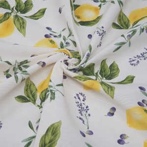 Față de masă cu lămâi