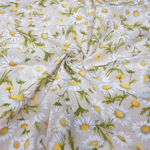 Față de masă cu margarete