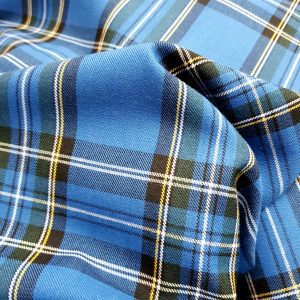 Stofă în carouri albastre ,din lână